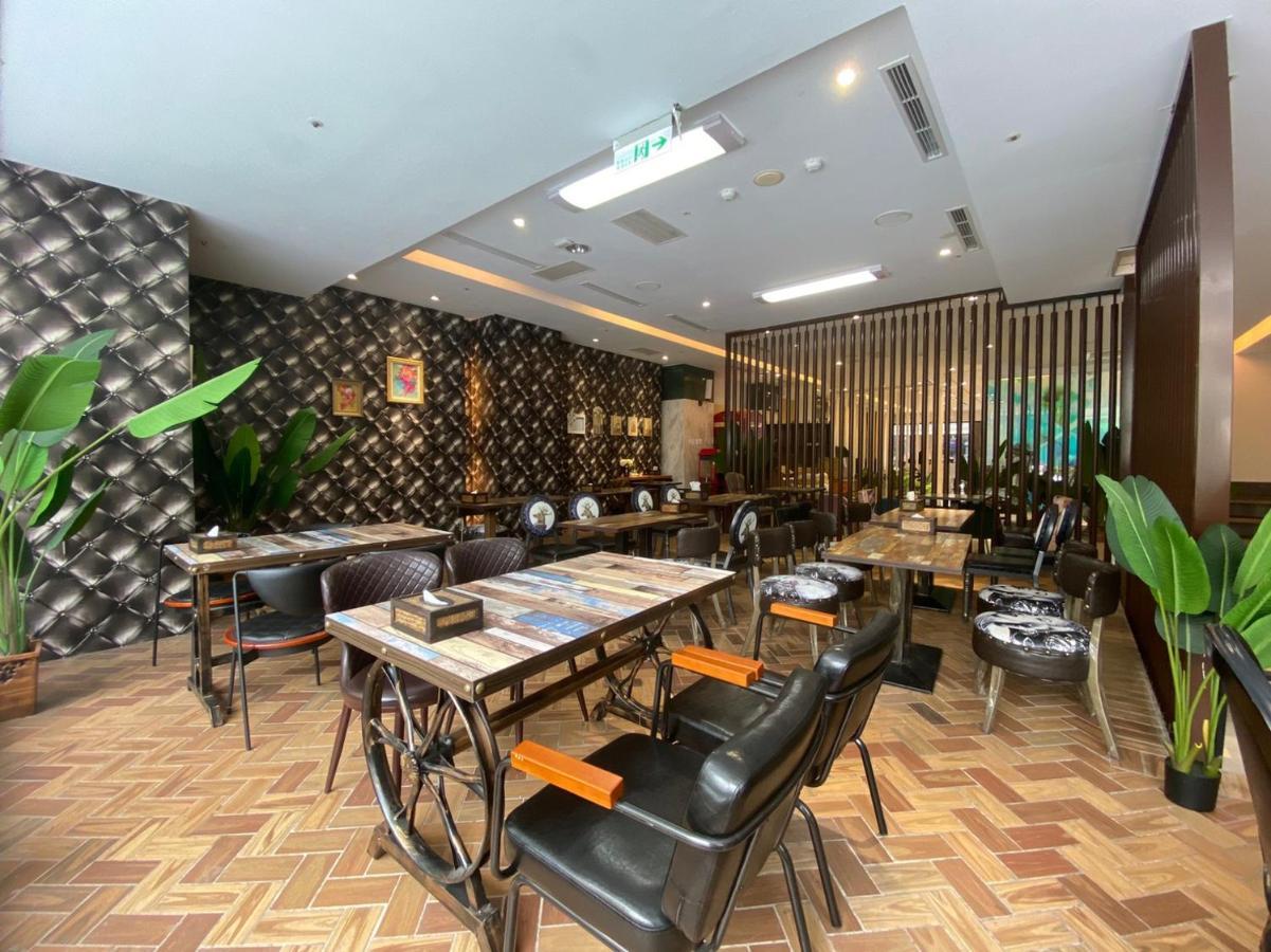 Hotel Champs Elysees Tajcshung Kültér fotó
