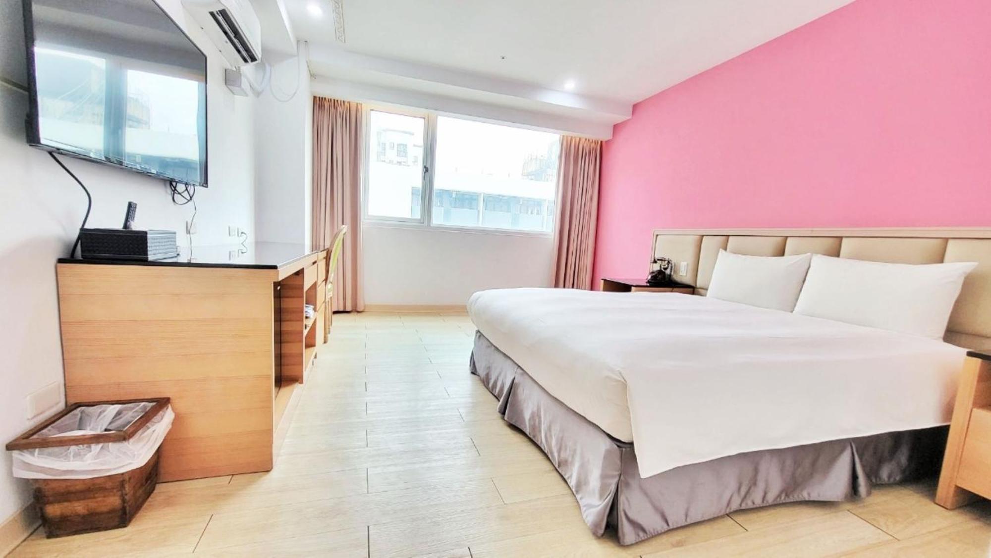Hotel Champs Elysees Tajcshung Kültér fotó