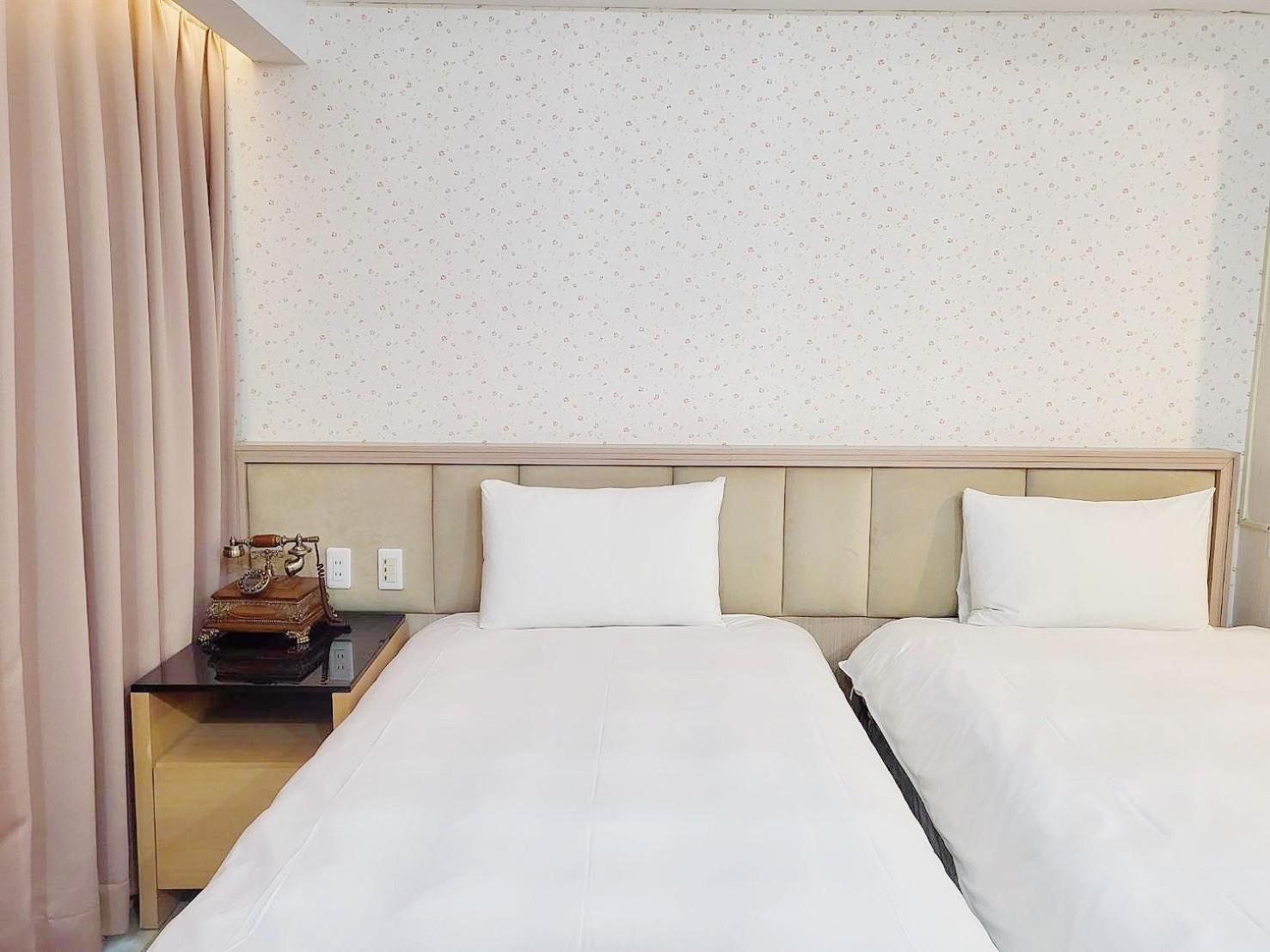Hotel Champs Elysees Tajcshung Kültér fotó