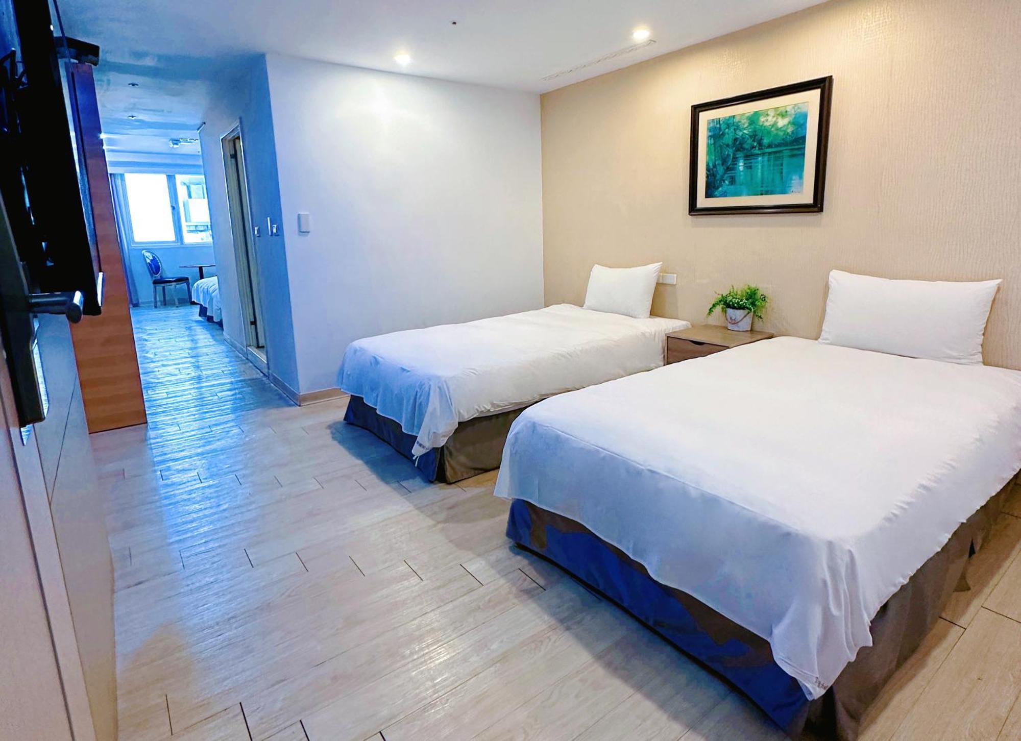 Hotel Champs Elysees Tajcshung Kültér fotó